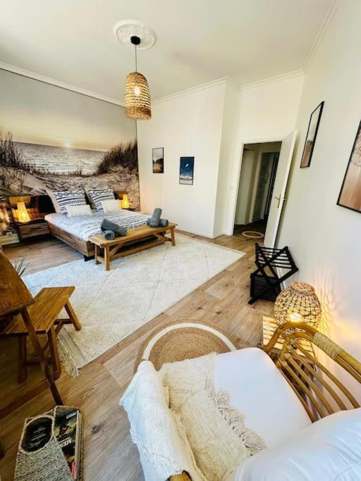 L'echappee Chic Au Coeur De Valence Apartment
